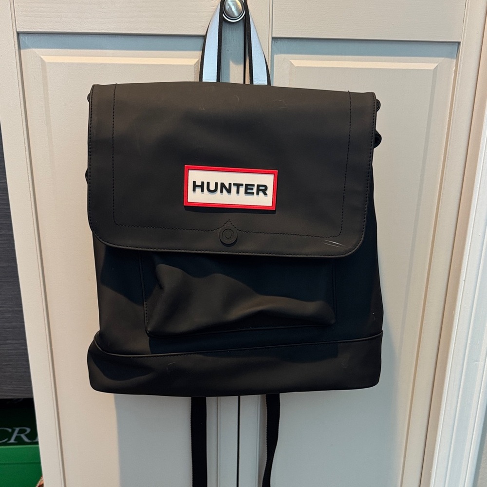 Hunter Classic Black Backpack